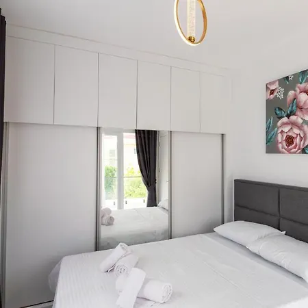 Solo By Holidaykeys Apartmán Karavas (Northern Cyprus)