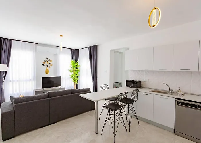 Solo By Holidaykeys * 키레니아